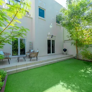 https://al-furjan-quortaj-villa-3br.dubaihotelsoffers.com